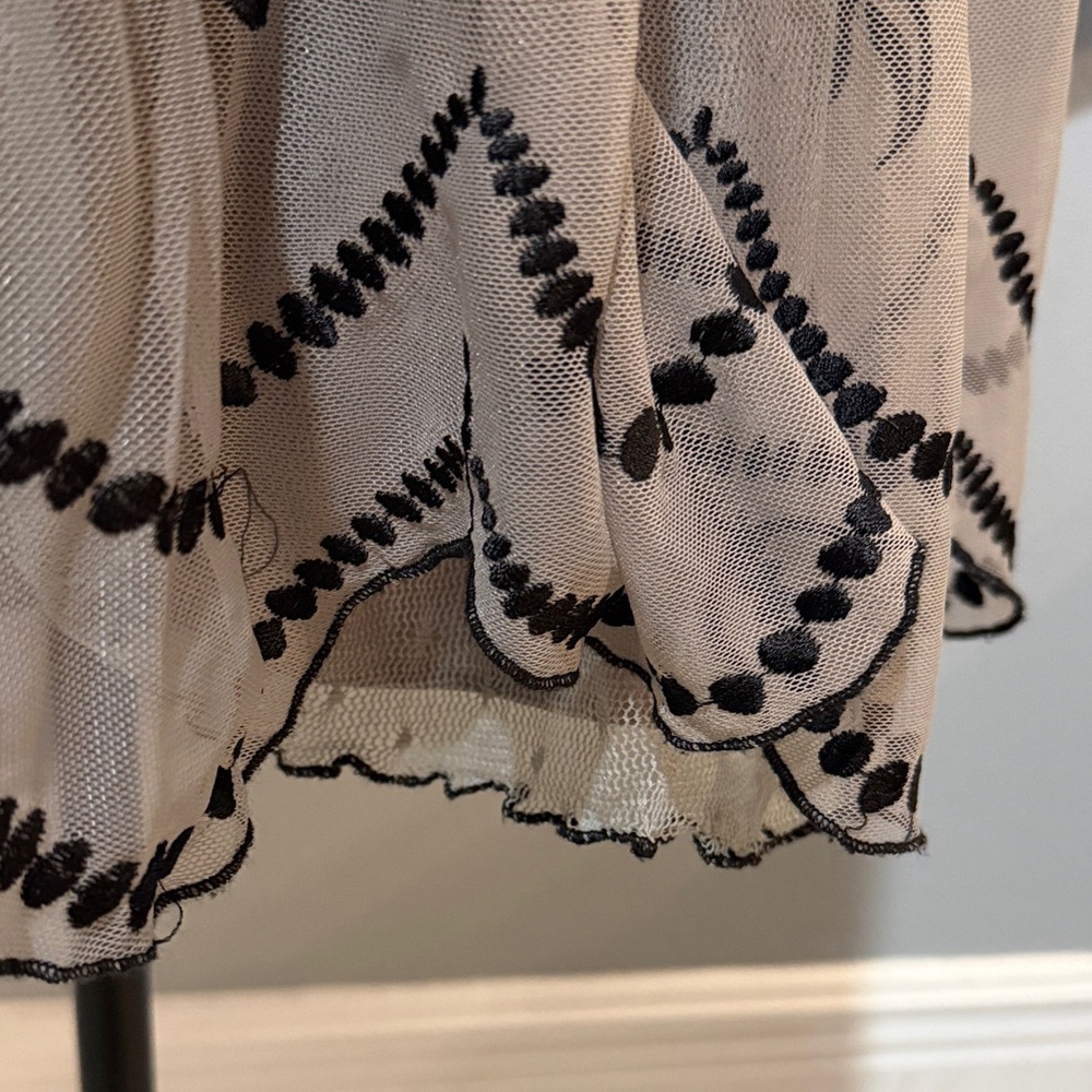 Darling Layered Black and Gray Floral Skirt - Picture 6 of 12